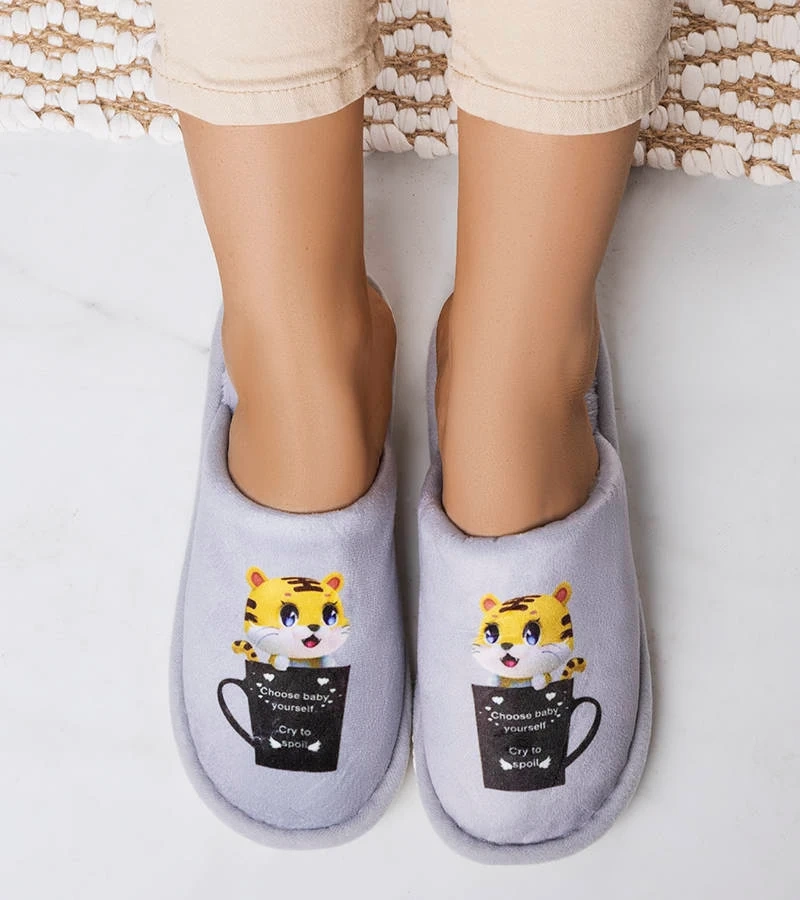 Graue weiche Pantoffeln Catcup