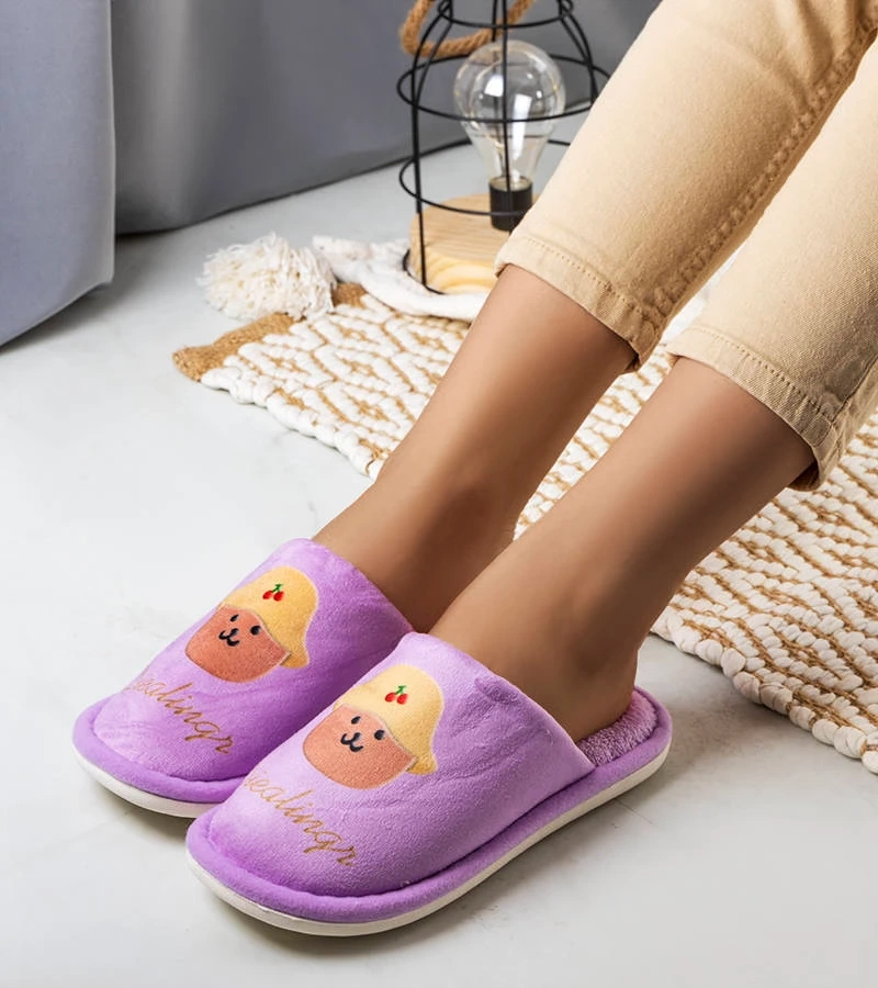 Lila weiche Hausschuhe von Diealings
