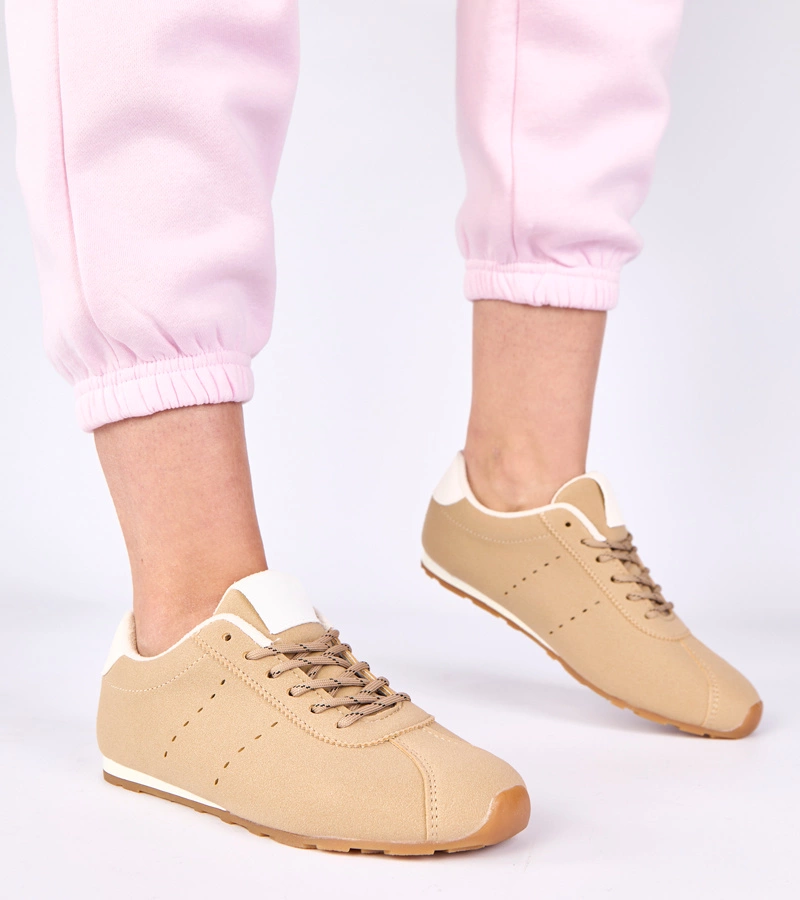 Beige Sneakers mit weißem Akzent Birna