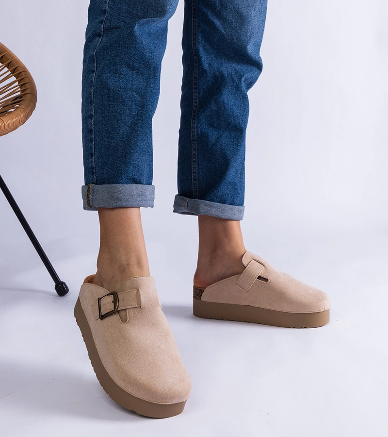 Beige Damenpantoletten mit Schnalle auf Plateausohle Armitage