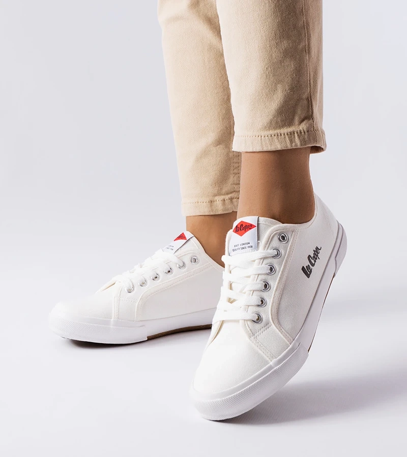 Weiße Tennisschuhe Lee Cooper LCW-23-44-1648L