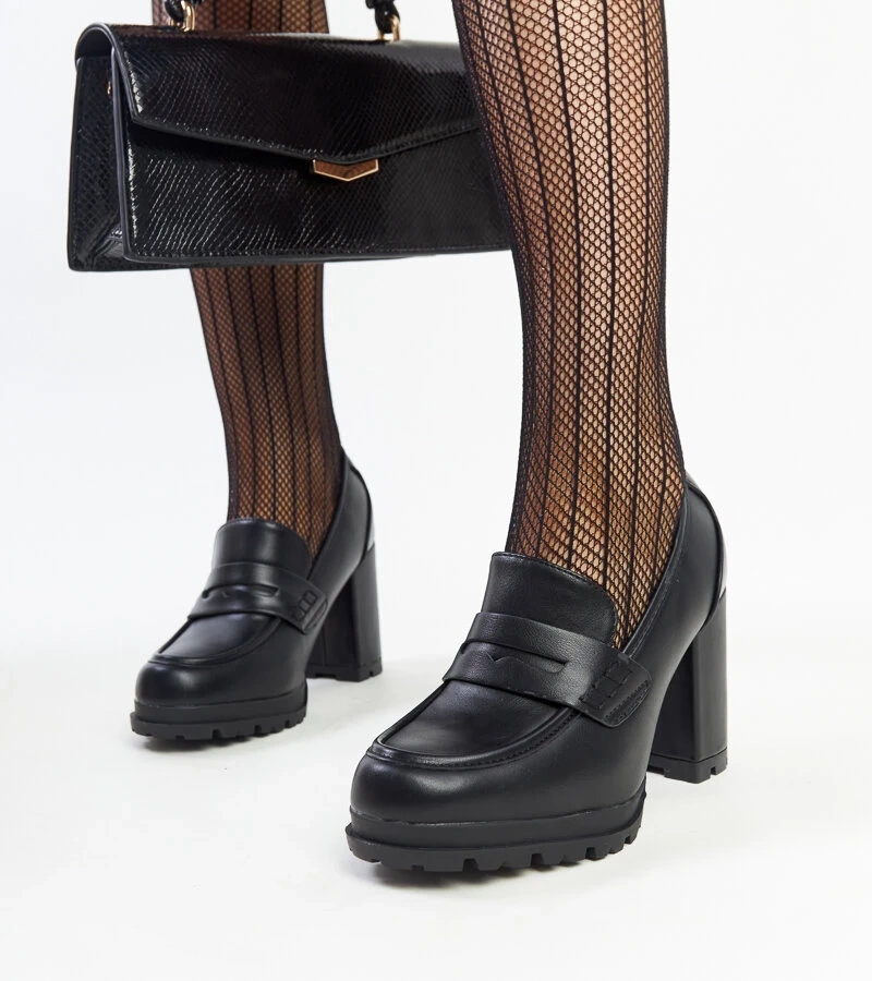 Schwarze Blockabsatz Halbschuhe Sauda