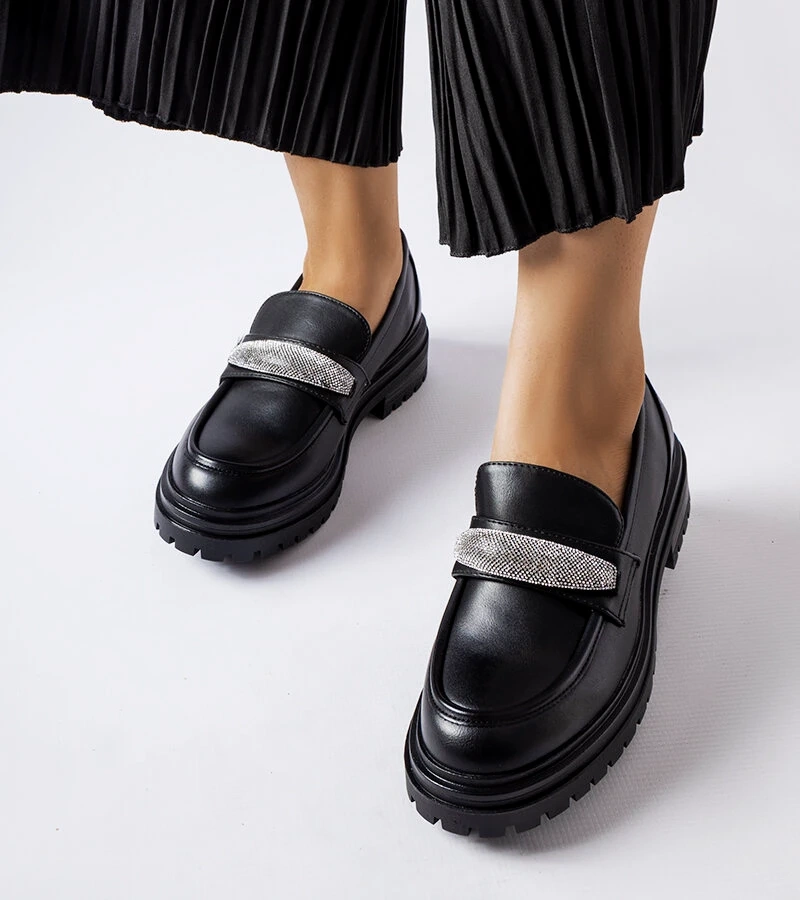 Schwarze Mokassins mit Zirkonen von Hartford