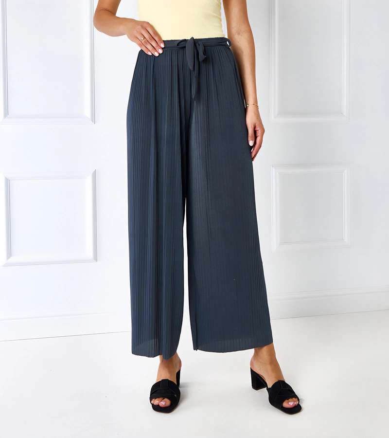 Graue Plissee-Hosen von Claudette