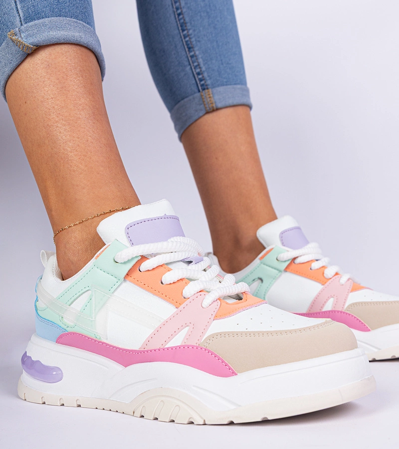 Bunten Plateau-Sneakers von Nivi