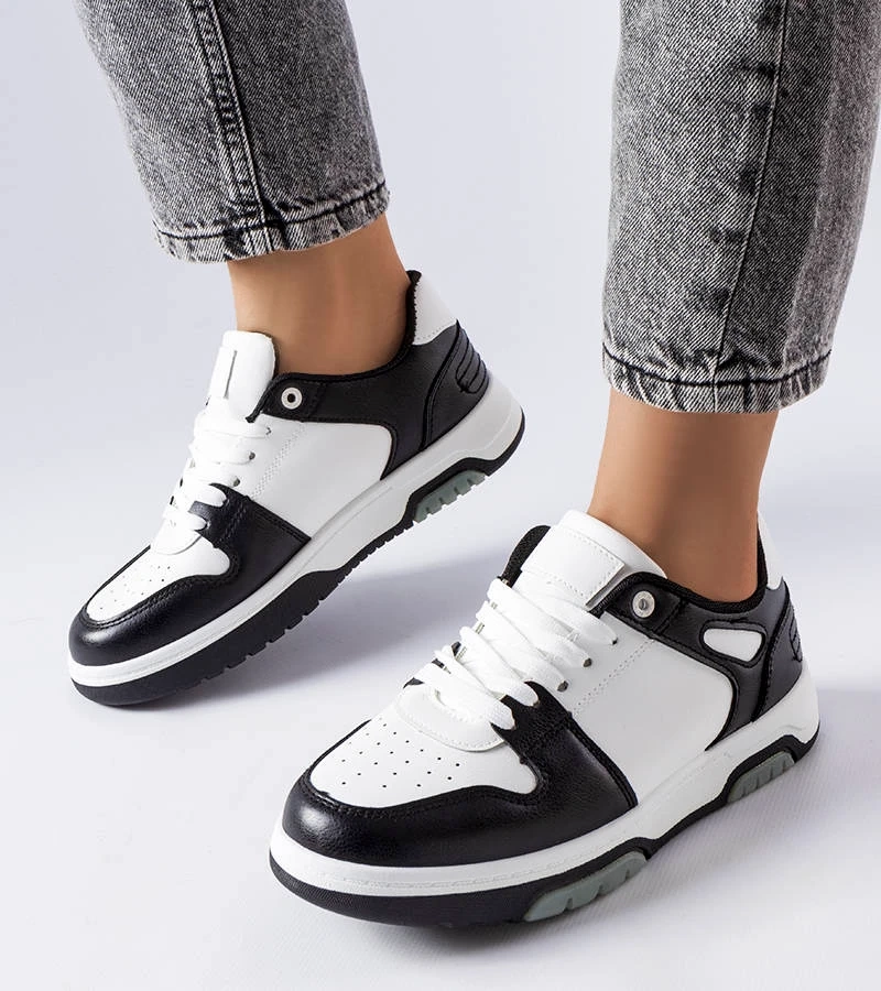 Schwarze Kristie Plattform-Sneakers