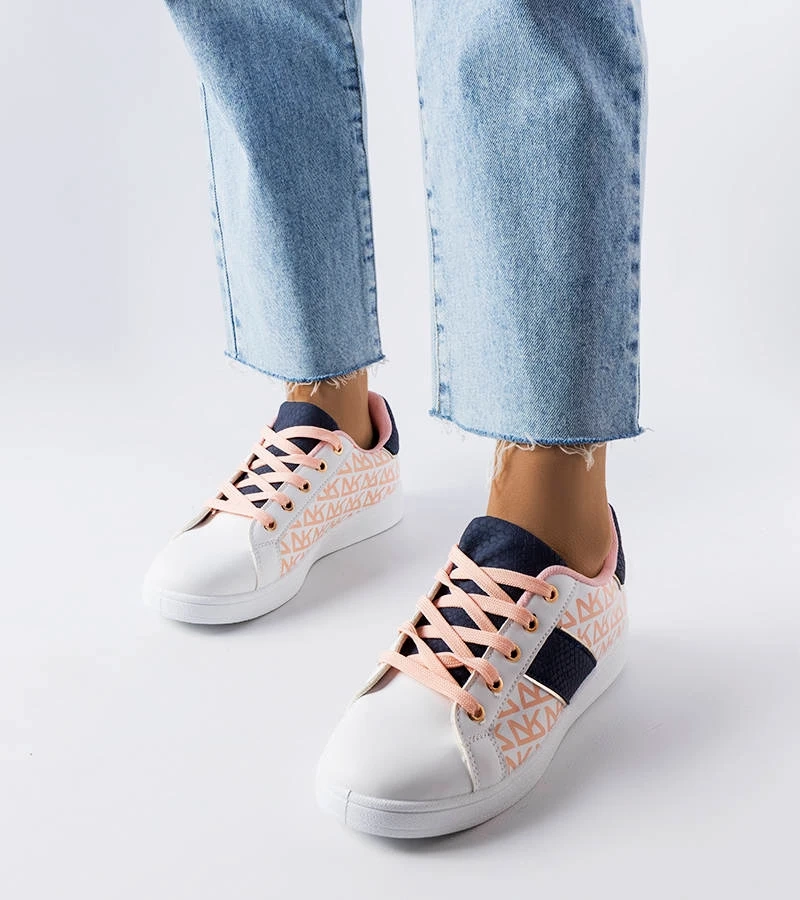 Weiße Sneakers mit bunten Einsätzen von Kessla