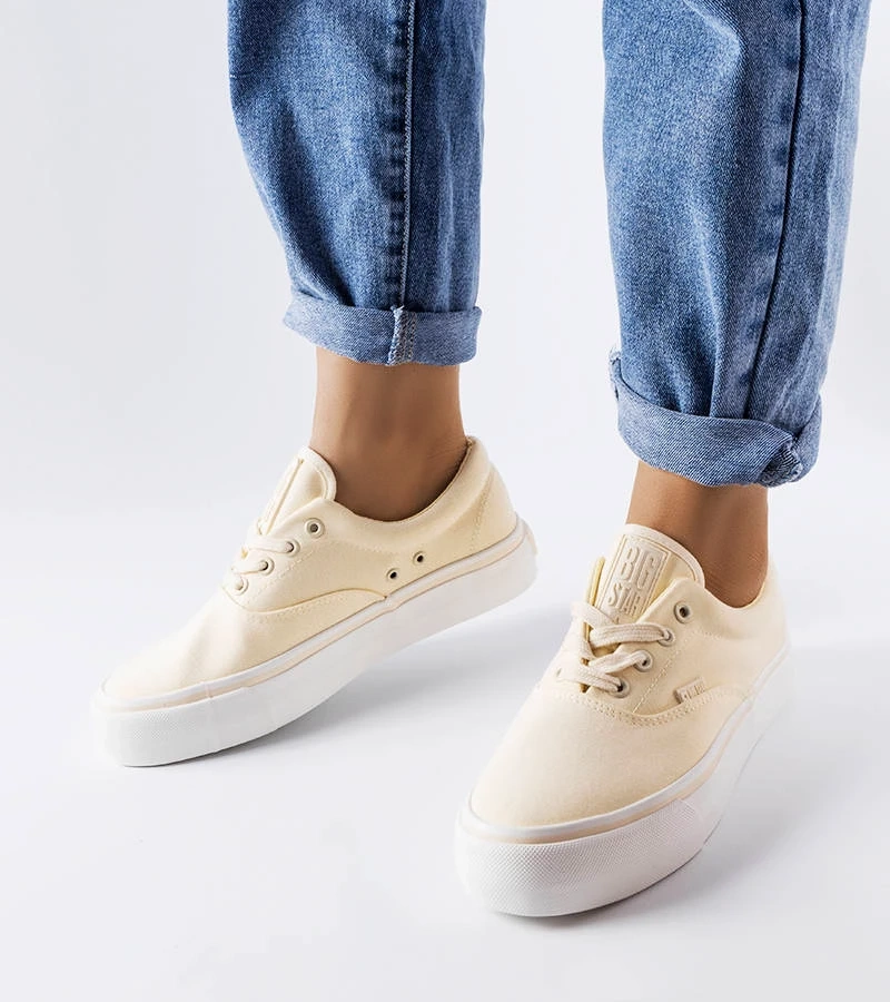 Gelbe Tennisschuhe auf der Plattform Big Star LL274144