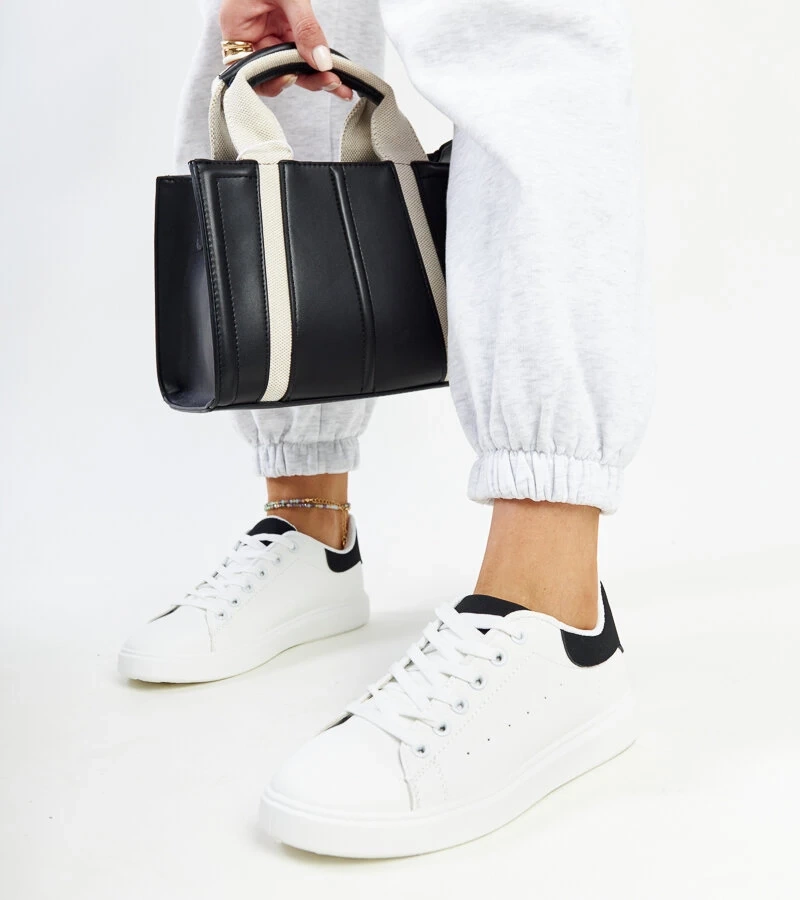 Schwarz-weiße Ariam Plateau-Sneaker