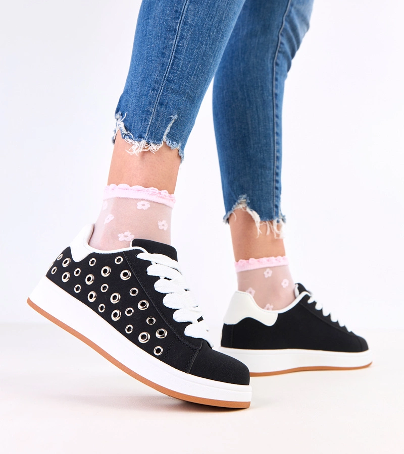 Schwarze Sneakers mit Plateausohle und Nieten Adelis