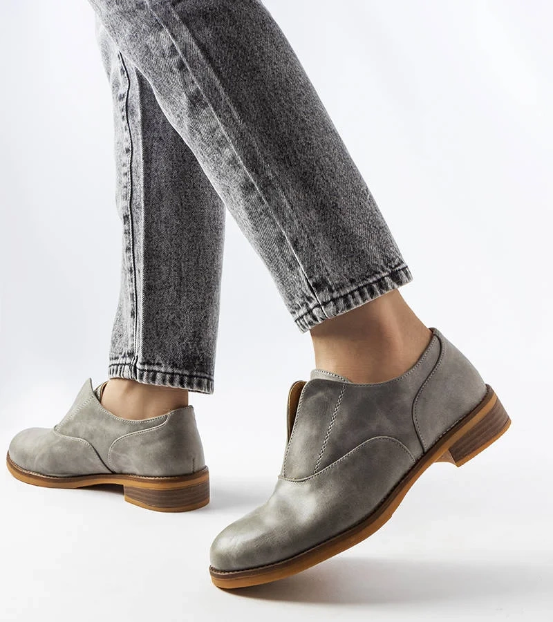 Graue Halbschuhe aus Kunstleder Burdett - runde Spitze