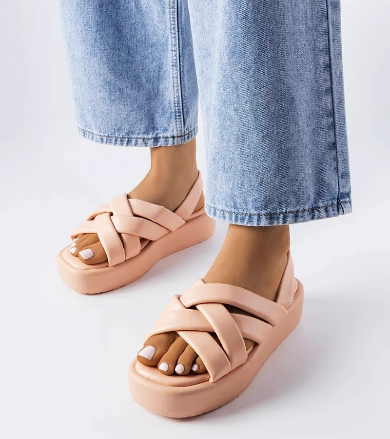 Rosa Sandalen auf Horseshoe Plattform