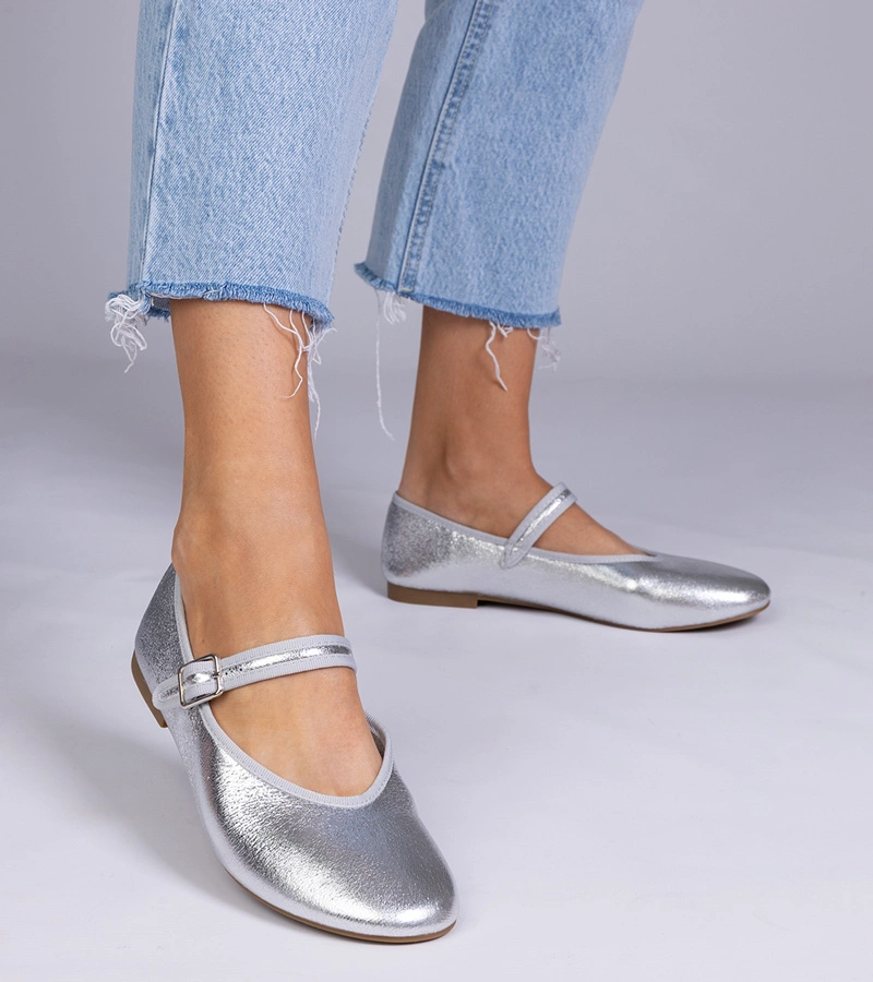 Silberne Damen-Ballerinas mit Schnalle Mollis