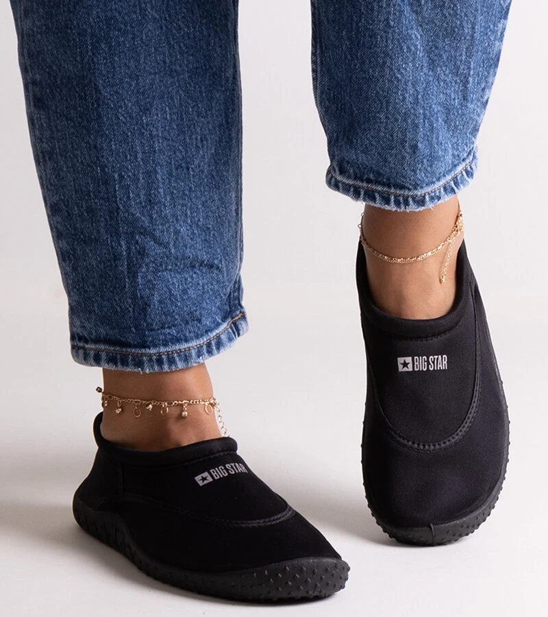 Sportliche schwarze Wasserschuhe Big Star NN274A801