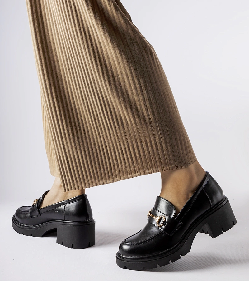 Schwarze Fabrizio Halbschuhe mit Absatz