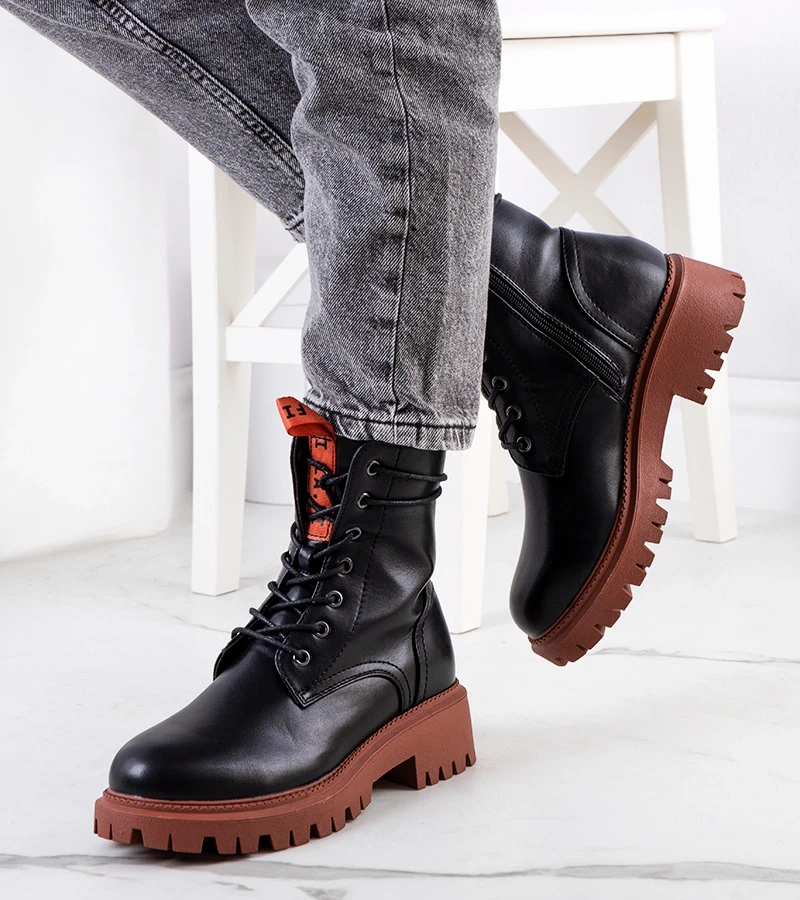 Schwarze Sicula Trapperstiefel