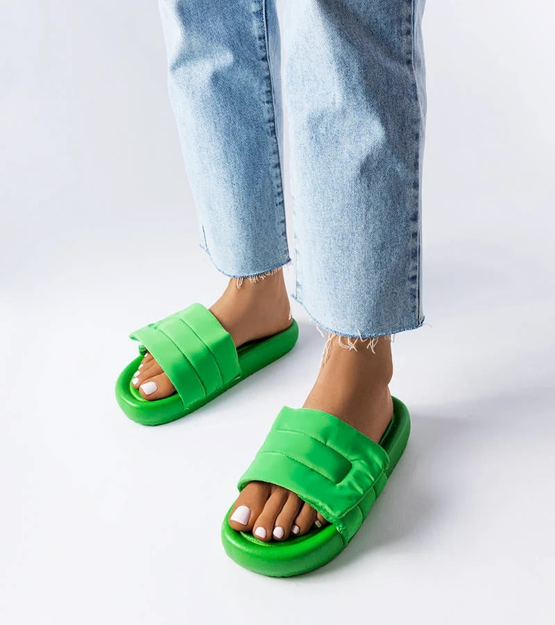 Grüne Klettverschluss-Sandalen von Aleron
