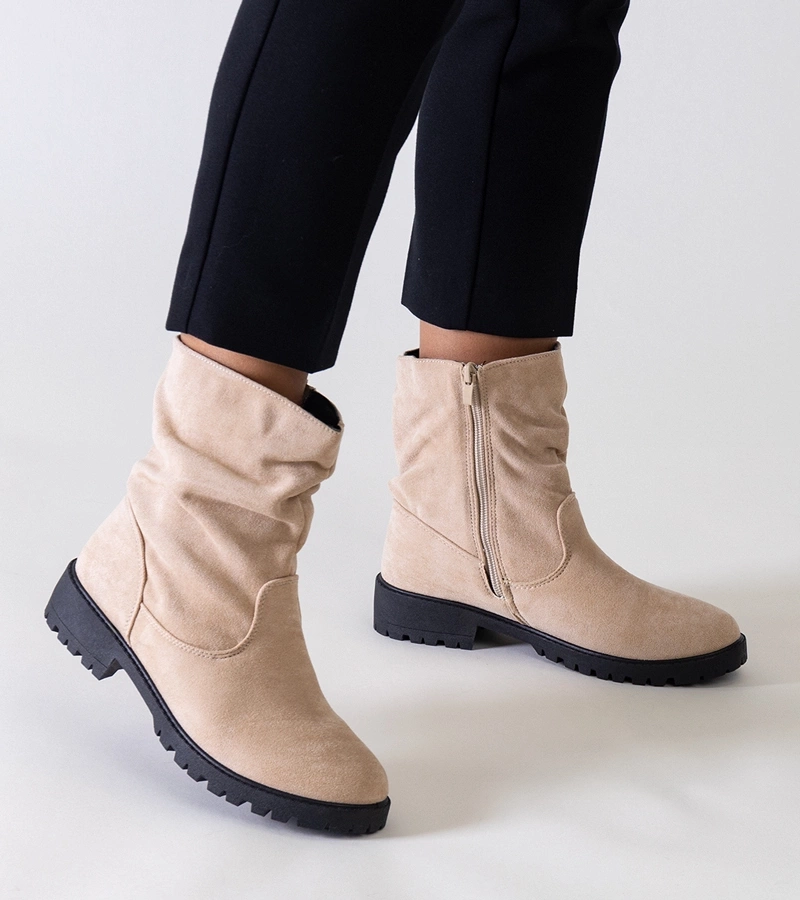 Beige geraffte Stiefeletten aus Eco-Suede Hinda