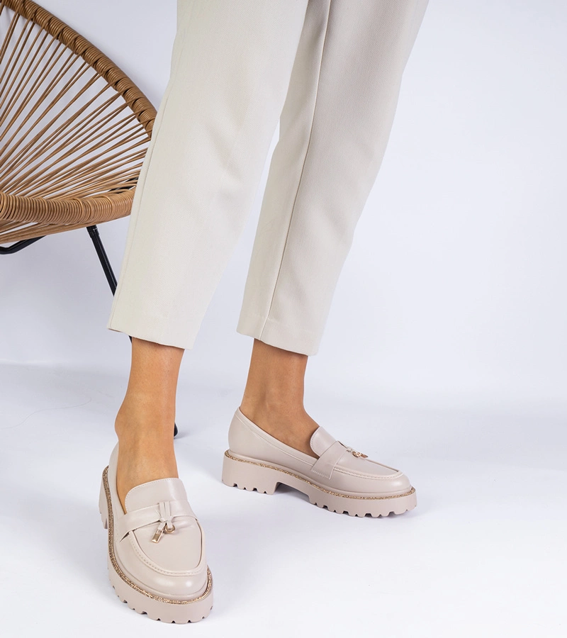 Beige Mokassins verziert mit Strasssteinen Linsol