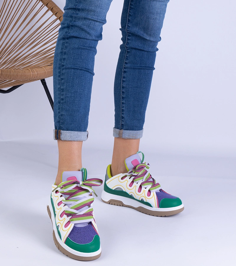 Grüne Damensneaker mit dekorativer Schnürung Grejs