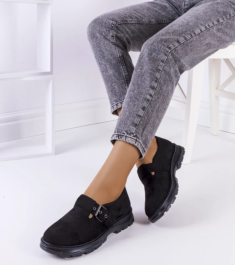 Schwarze Halbschuhe mit Ancel-Schnalle