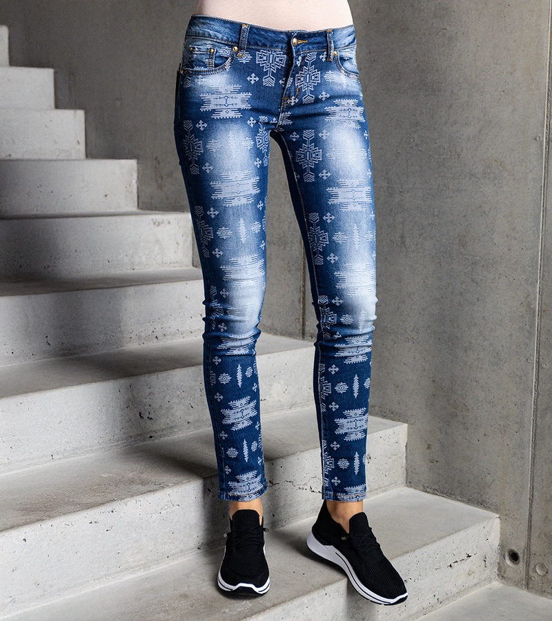 Blaue Slim-Jeans mit Meladia-Muster