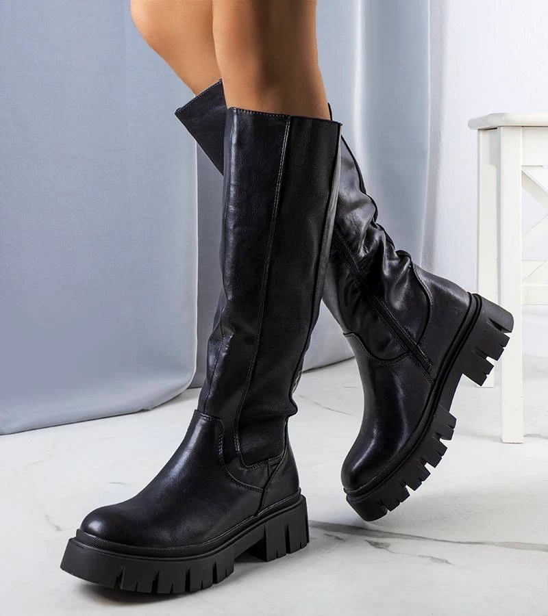 Schwarze, gefütterte Mezzo Stiefel