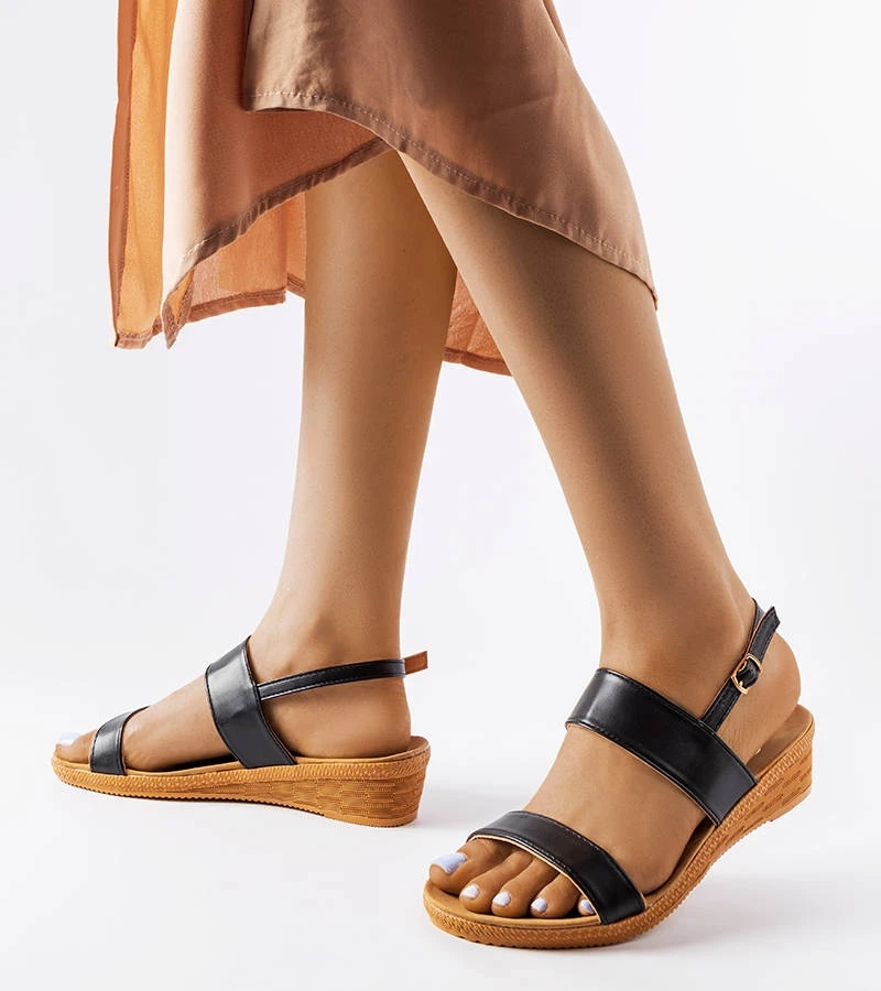 Schwarze Grottazzolina Keilsandalen