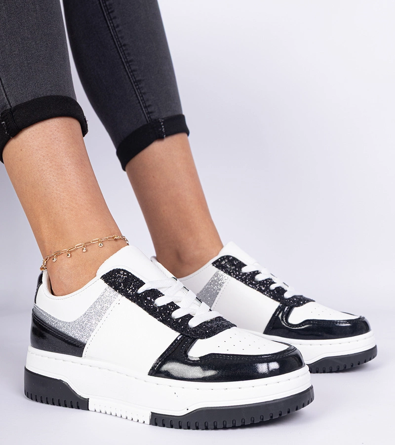 Schwarze Damen-Sneaker auf dicker Sohle Dolla
