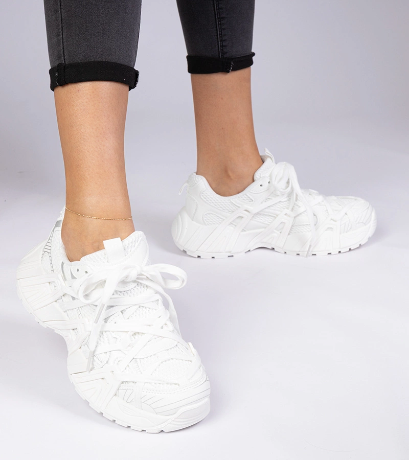 Weiße Sneakers mit massiver Sohle Telda