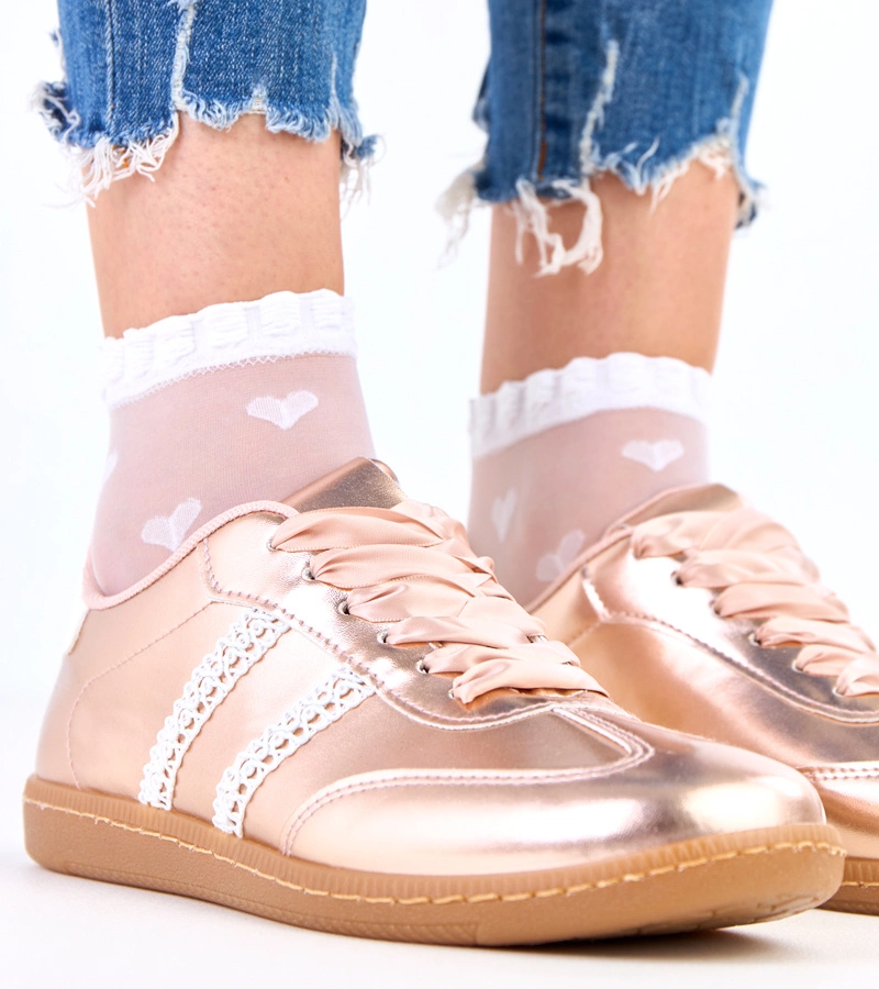 Champagnerfarbene Damensneaker mit Satinschnürsenkeln Madres