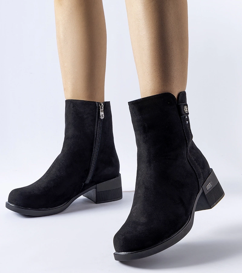 Schwarze, gefütterte Lederstiefeletten von Faustin