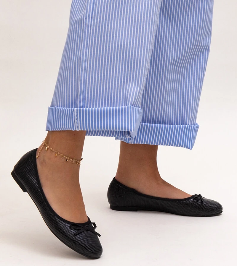 Schwarze Ballerinas mit Schleife und Lederinnensohle Rosaly