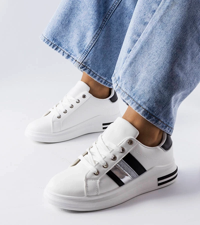 Schwarz-weiße Plateau-Sneakers Sacaton