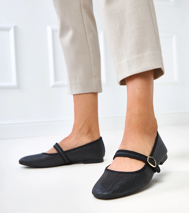 Geflochtene schwarze Ballerinas mit Schnalle Nonana