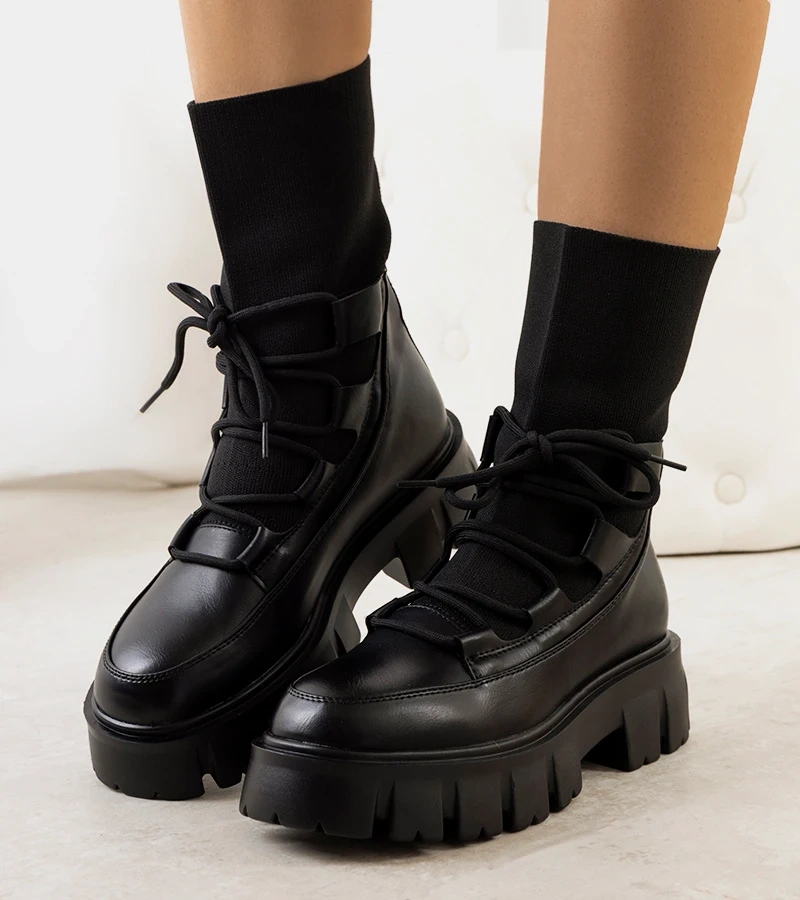 Schwarze Stiefeletten mit Stoff-Schaft Ligure