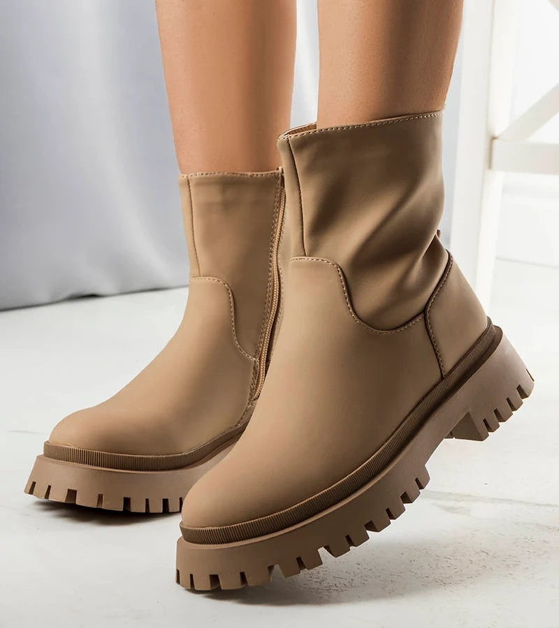 Braune gefütterte Basil Stiefeletten