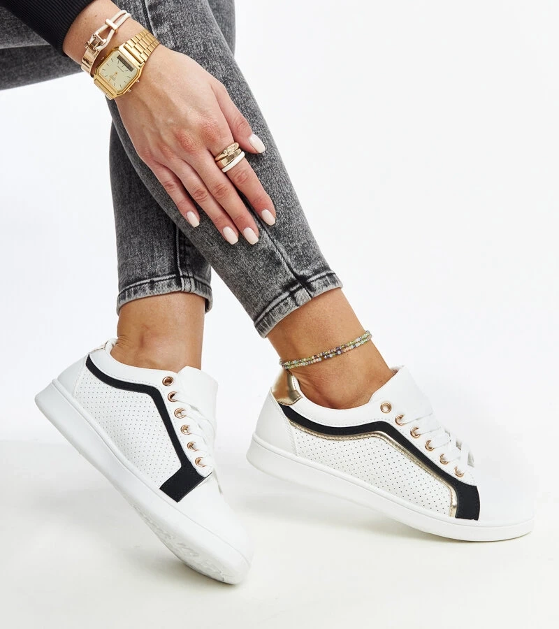 Schwarz-weiße Plateau-Sneaker von Amala