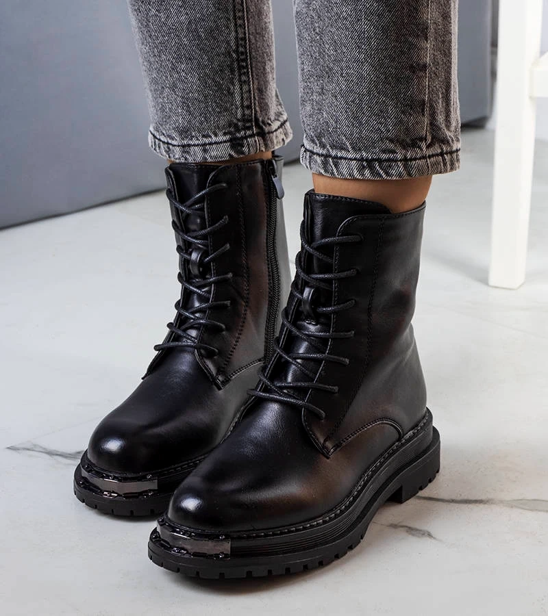 Schwarze gefütterte Vanta Stiefeletten