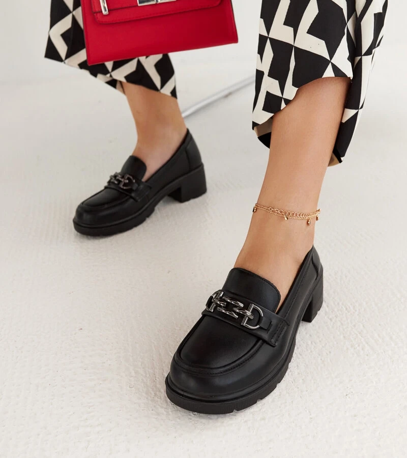 Schwarze Lyyli Öko-Leder-Mokassins