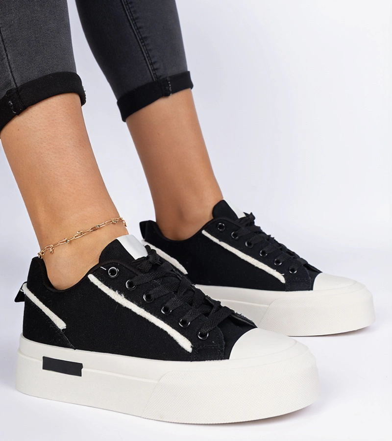 Schwarze Damenstoffturnschuhe auf Plateausohle Verinos