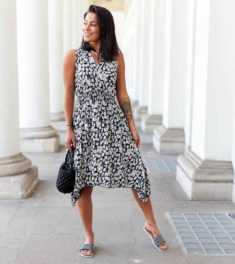 Schwarzes Blumenkleid Grado