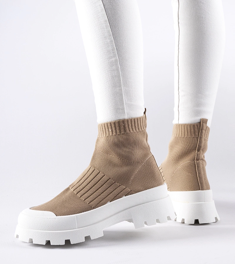 Braune Sneakers mit elastischem Schaft von Varden