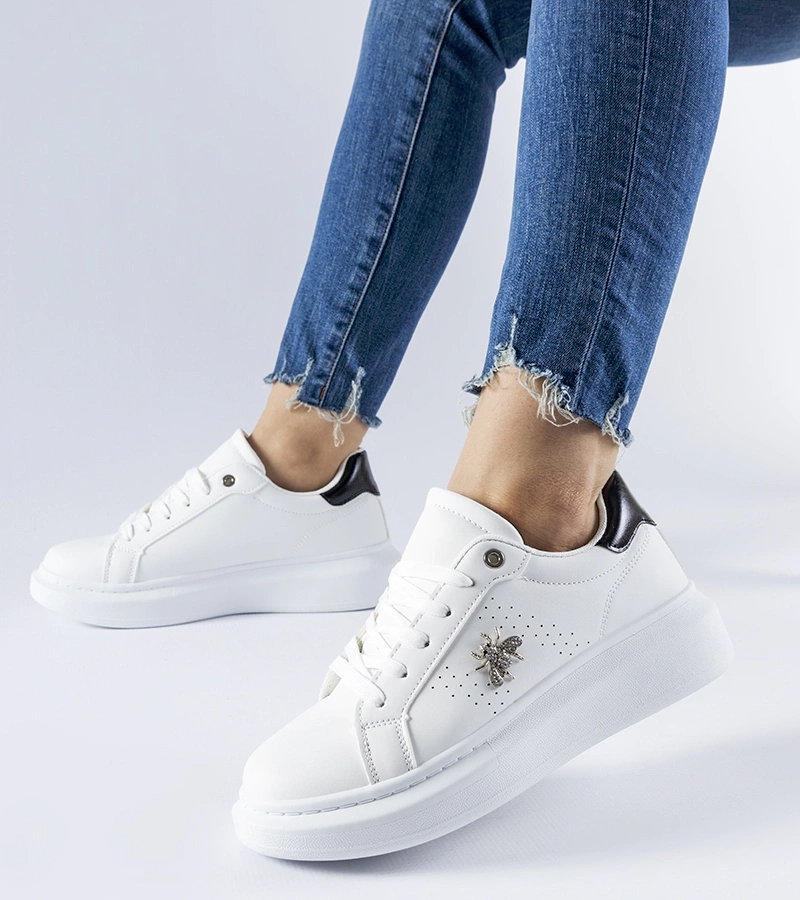 Weiße Sneakers mit Zirkonia-Applikation Fairfax