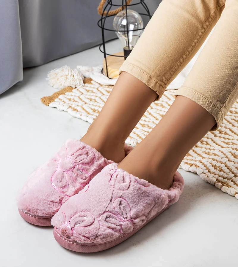 Rosafarbene weiche Hausschuhe von Maren