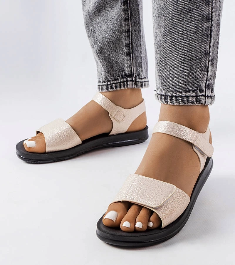 Beige Sandalen mit verziertem Schaft von Phillip