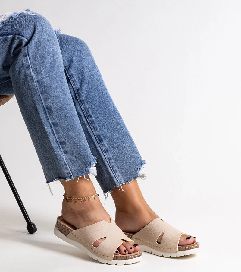 Beige Pantoletten mit Lederinnensohle Masha