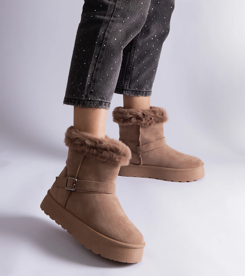 Braune gefütterte Schneestiefel mit Fell Iglesia