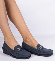 Marineblau