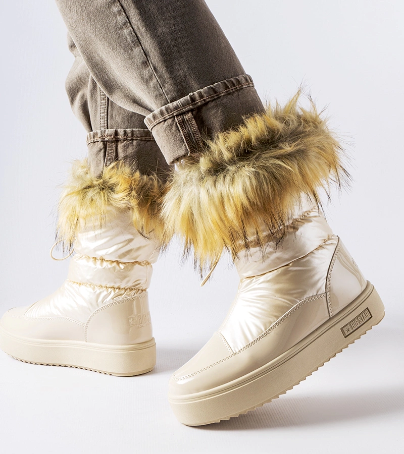 Beige gefütterte Schneestiefel MM274380